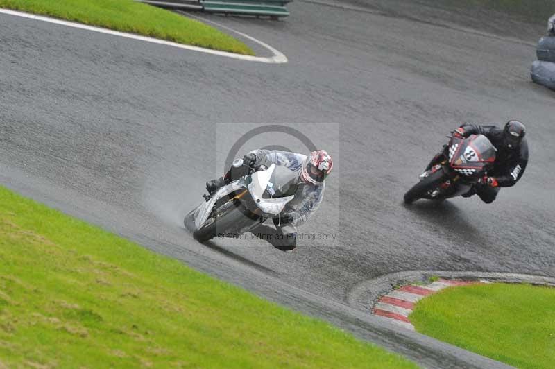 Motorcycle action photographs;Trackday digital images;cadwell;cadwell park photographs;event digital images;eventdigitalimages;motor racing louth lincolnshire;no limits trackdays;peter wileman photography;trackday;trackday photos