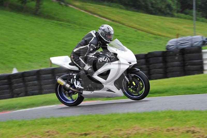 Motorcycle action photographs;Trackday digital images;cadwell;cadwell park photographs;event digital images;eventdigitalimages;motor racing louth lincolnshire;no limits trackdays;peter wileman photography;trackday;trackday photos