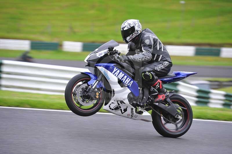 Motorcycle action photographs;Trackday digital images;cadwell;cadwell park photographs;event digital images;eventdigitalimages;motor racing louth lincolnshire;no limits trackdays;peter wileman photography;trackday;trackday photos