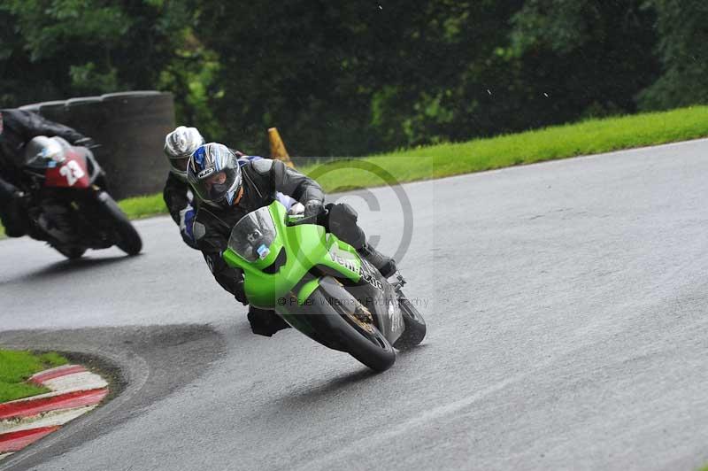 Motorcycle action photographs;Trackday digital images;cadwell;cadwell park photographs;event digital images;eventdigitalimages;motor racing louth lincolnshire;no limits trackdays;peter wileman photography;trackday;trackday photos