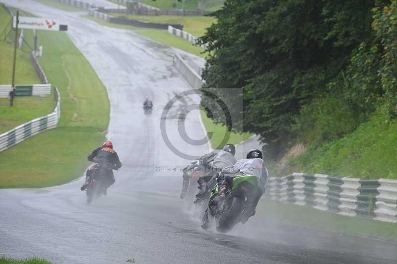 Motorcycle action photographs;Trackday digital images;cadwell;cadwell park photographs;event digital images;eventdigitalimages;motor racing louth lincolnshire;no limits trackdays;peter wileman photography;trackday;trackday photos