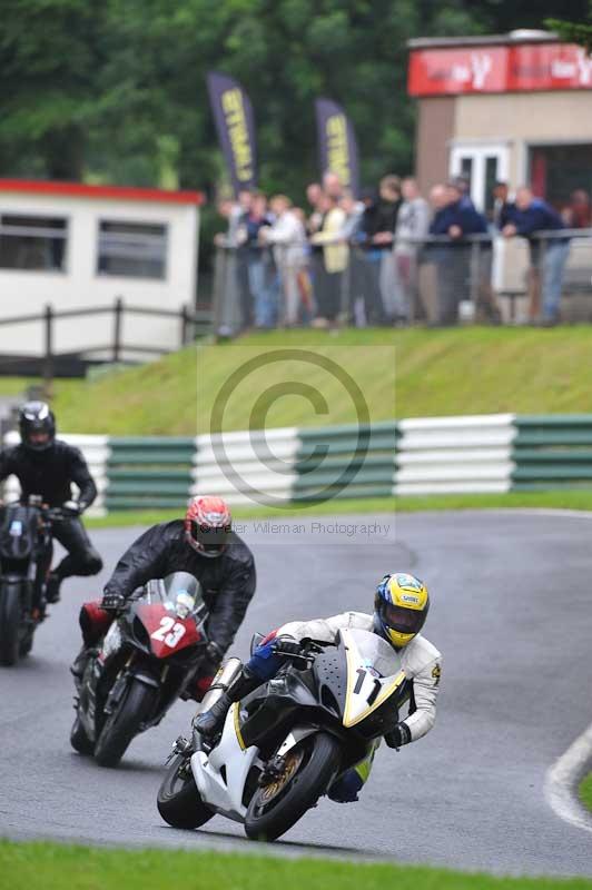 Motorcycle action photographs;Trackday digital images;cadwell;cadwell park photographs;event digital images;eventdigitalimages;motor racing louth lincolnshire;no limits trackdays;peter wileman photography;trackday;trackday photos