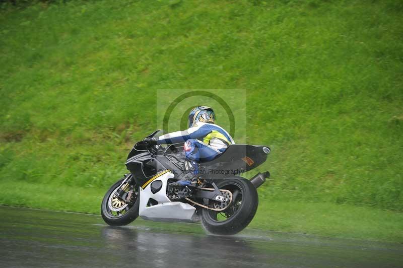 Motorcycle action photographs;Trackday digital images;cadwell;cadwell park photographs;event digital images;eventdigitalimages;motor racing louth lincolnshire;no limits trackdays;peter wileman photography;trackday;trackday photos