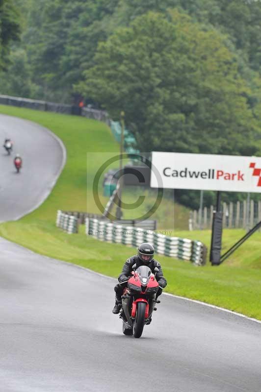 Motorcycle action photographs;Trackday digital images;cadwell;cadwell park photographs;event digital images;eventdigitalimages;motor racing louth lincolnshire;no limits trackdays;peter wileman photography;trackday;trackday photos