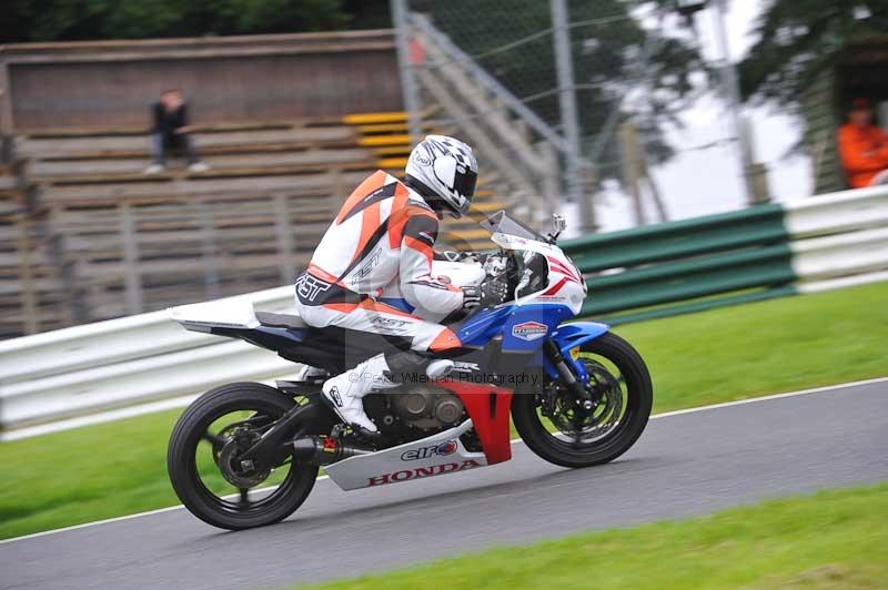 Motorcycle action photographs;Trackday digital images;cadwell;cadwell park photographs;event digital images;eventdigitalimages;motor racing louth lincolnshire;no limits trackdays;peter wileman photography;trackday;trackday photos