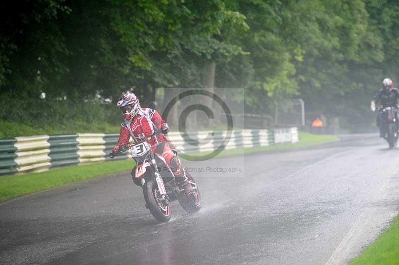 Motorcycle action photographs;Trackday digital images;cadwell;cadwell park photographs;event digital images;eventdigitalimages;motor racing louth lincolnshire;no limits trackdays;peter wileman photography;trackday;trackday photos