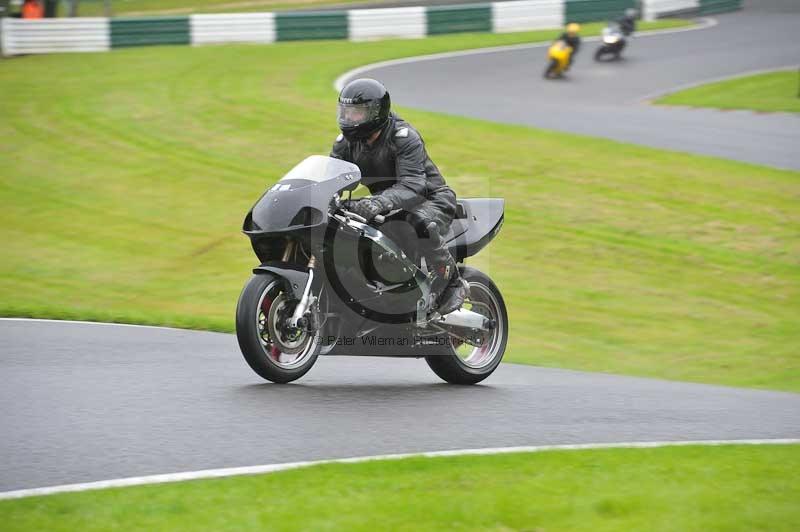 Motorcycle action photographs;Trackday digital images;cadwell;cadwell park photographs;event digital images;eventdigitalimages;motor racing louth lincolnshire;no limits trackdays;peter wileman photography;trackday;trackday photos