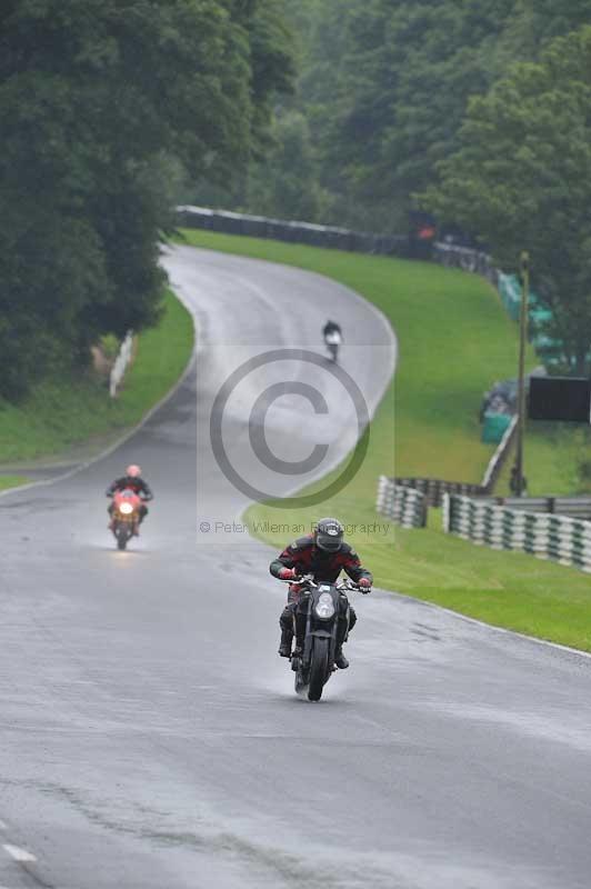 Motorcycle action photographs;Trackday digital images;cadwell;cadwell park photographs;event digital images;eventdigitalimages;motor racing louth lincolnshire;no limits trackdays;peter wileman photography;trackday;trackday photos