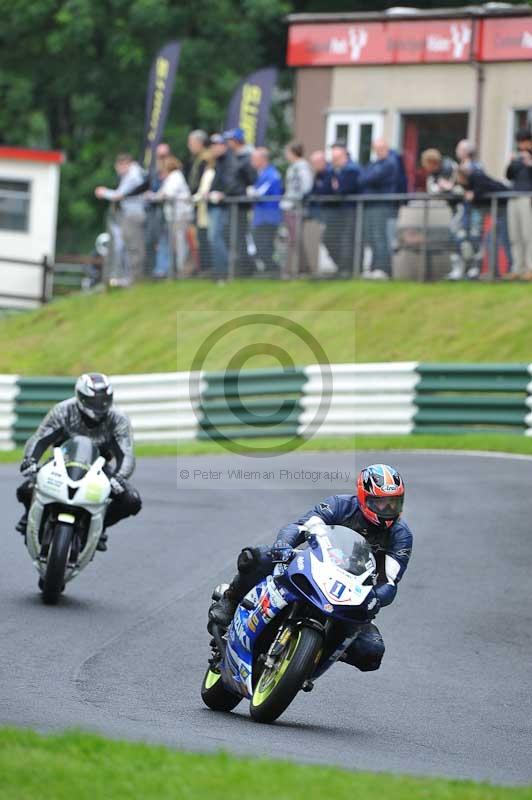 Motorcycle action photographs;Trackday digital images;cadwell;cadwell park photographs;event digital images;eventdigitalimages;motor racing louth lincolnshire;no limits trackdays;peter wileman photography;trackday;trackday photos