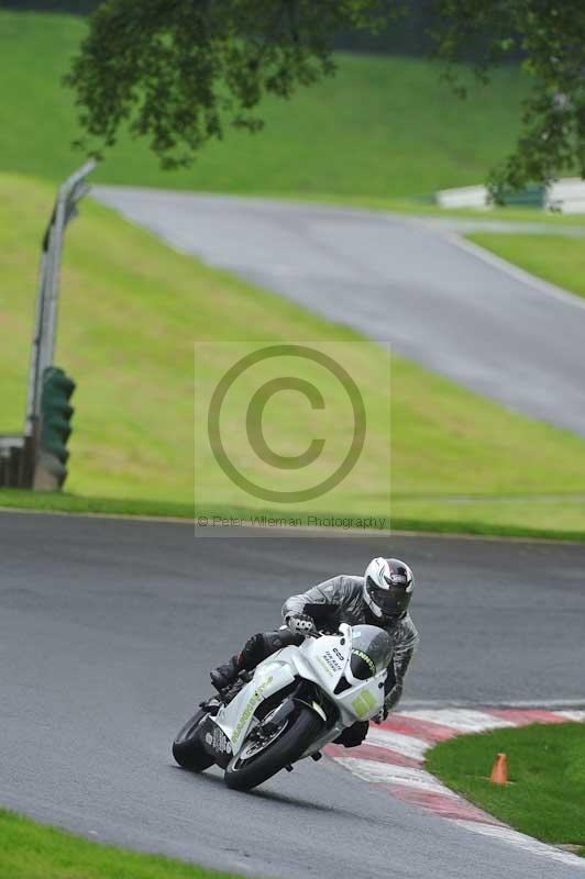 Motorcycle action photographs;Trackday digital images;cadwell;cadwell park photographs;event digital images;eventdigitalimages;motor racing louth lincolnshire;no limits trackdays;peter wileman photography;trackday;trackday photos