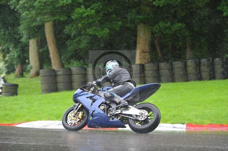 Motorcycle action photographs;Trackday digital images;cadwell;cadwell park photographs;event digital images;eventdigitalimages;motor racing louth lincolnshire;no limits trackdays;peter wileman photography;trackday;trackday photos