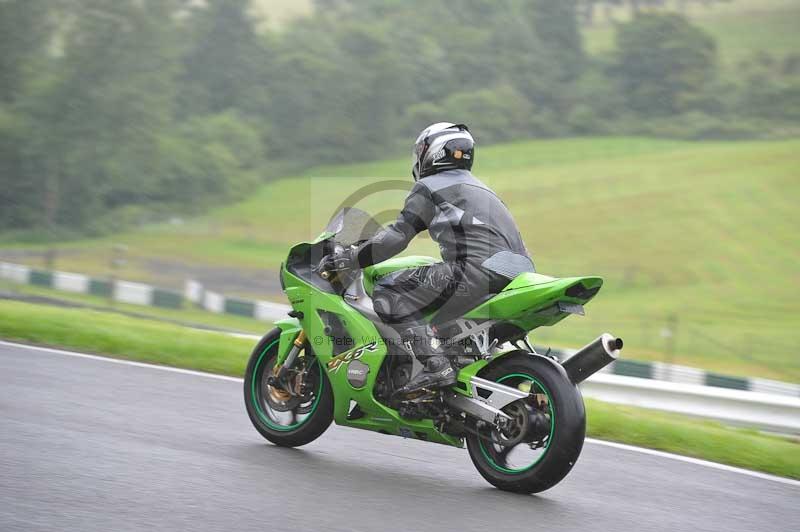 Motorcycle action photographs;Trackday digital images;cadwell;cadwell park photographs;event digital images;eventdigitalimages;motor racing louth lincolnshire;no limits trackdays;peter wileman photography;trackday;trackday photos