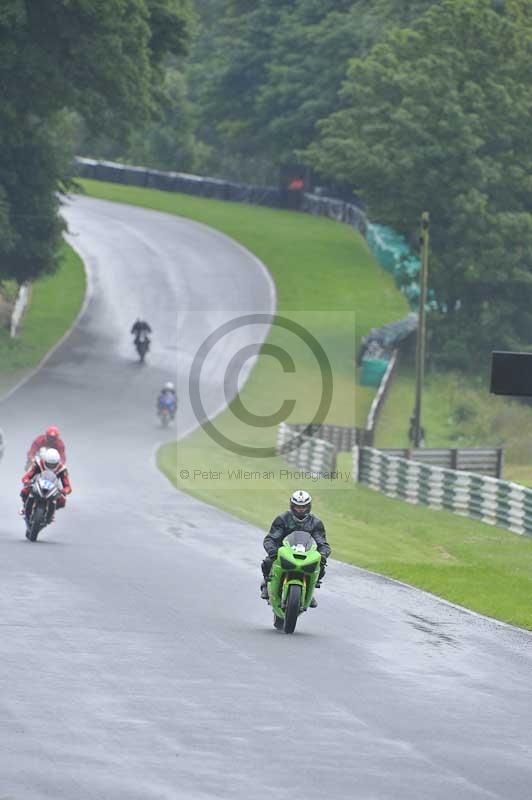 Motorcycle action photographs;Trackday digital images;cadwell;cadwell park photographs;event digital images;eventdigitalimages;motor racing louth lincolnshire;no limits trackdays;peter wileman photography;trackday;trackday photos