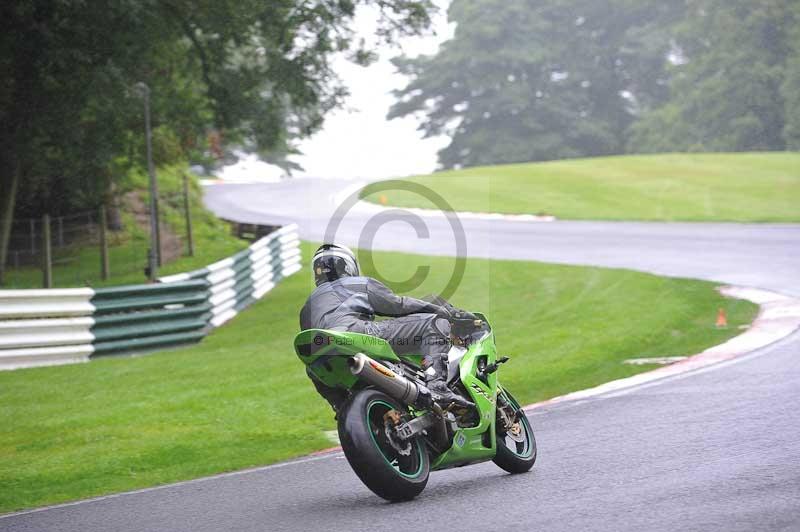 Motorcycle action photographs;Trackday digital images;cadwell;cadwell park photographs;event digital images;eventdigitalimages;motor racing louth lincolnshire;no limits trackdays;peter wileman photography;trackday;trackday photos