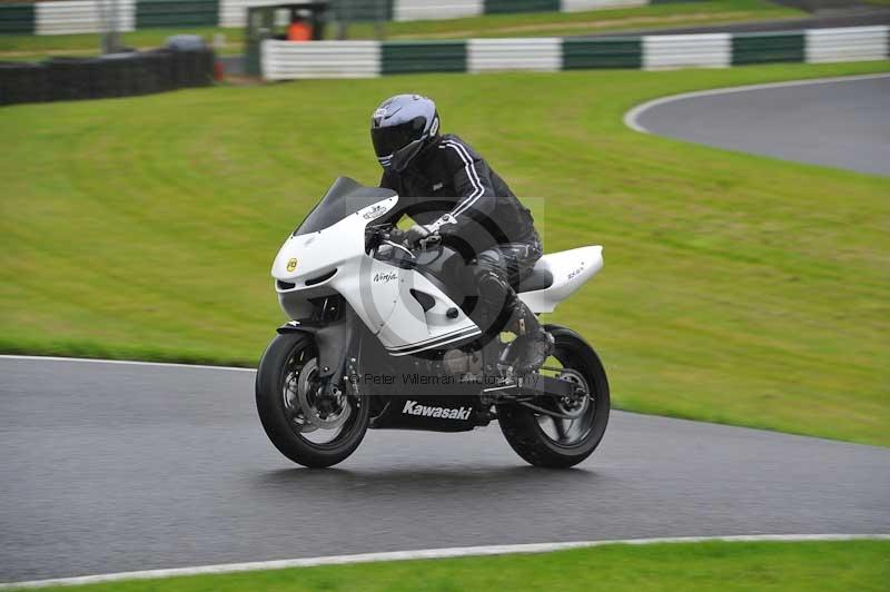Motorcycle action photographs;Trackday digital images;cadwell;cadwell park photographs;event digital images;eventdigitalimages;motor racing louth lincolnshire;no limits trackdays;peter wileman photography;trackday;trackday photos