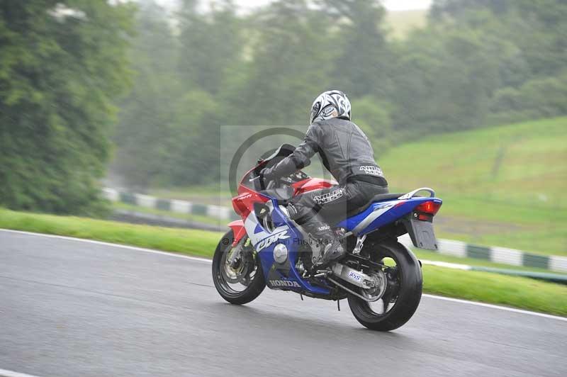 Motorcycle action photographs;Trackday digital images;cadwell;cadwell park photographs;event digital images;eventdigitalimages;motor racing louth lincolnshire;no limits trackdays;peter wileman photography;trackday;trackday photos