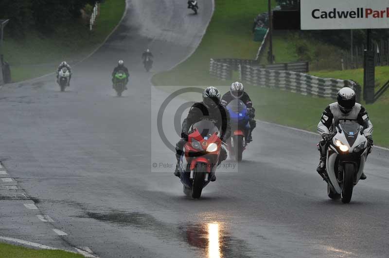Motorcycle action photographs;Trackday digital images;cadwell;cadwell park photographs;event digital images;eventdigitalimages;motor racing louth lincolnshire;no limits trackdays;peter wileman photography;trackday;trackday photos