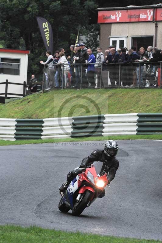 Motorcycle action photographs;Trackday digital images;cadwell;cadwell park photographs;event digital images;eventdigitalimages;motor racing louth lincolnshire;no limits trackdays;peter wileman photography;trackday;trackday photos