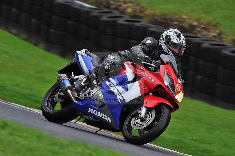 Motorcycle action photographs;Trackday digital images;cadwell;cadwell park photographs;event digital images;eventdigitalimages;motor racing louth lincolnshire;no limits trackdays;peter wileman photography;trackday;trackday photos