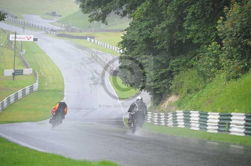 Motorcycle action photographs;Trackday digital images;cadwell;cadwell park photographs;event digital images;eventdigitalimages;motor racing louth lincolnshire;no limits trackdays;peter wileman photography;trackday;trackday photos