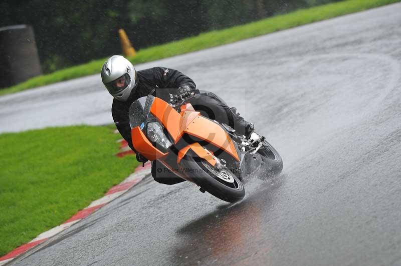 Motorcycle action photographs;Trackday digital images;cadwell;cadwell park photographs;event digital images;eventdigitalimages;motor racing louth lincolnshire;no limits trackdays;peter wileman photography;trackday;trackday photos