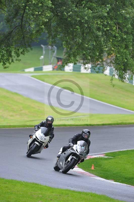 Motorcycle action photographs;Trackday digital images;cadwell;cadwell park photographs;event digital images;eventdigitalimages;motor racing louth lincolnshire;no limits trackdays;peter wileman photography;trackday;trackday photos