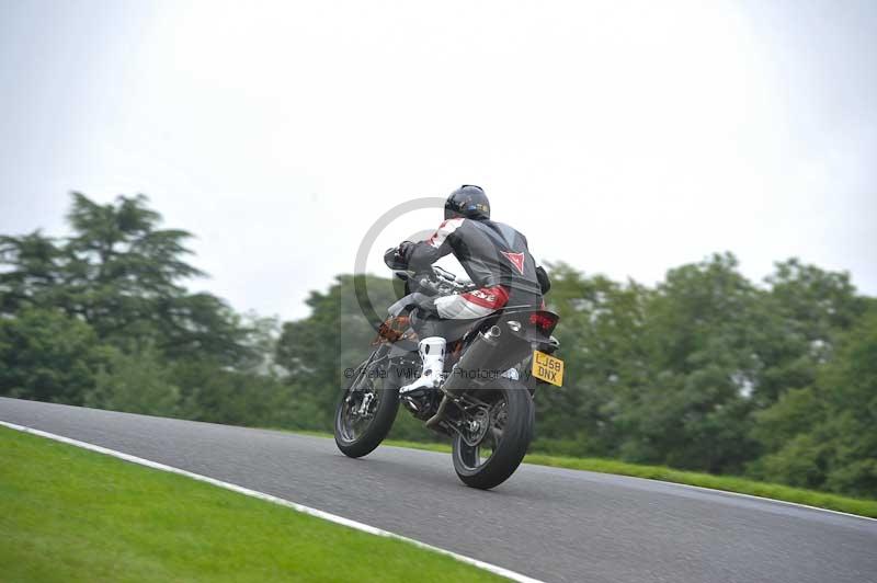 Motorcycle action photographs;Trackday digital images;cadwell;cadwell park photographs;event digital images;eventdigitalimages;motor racing louth lincolnshire;no limits trackdays;peter wileman photography;trackday;trackday photos