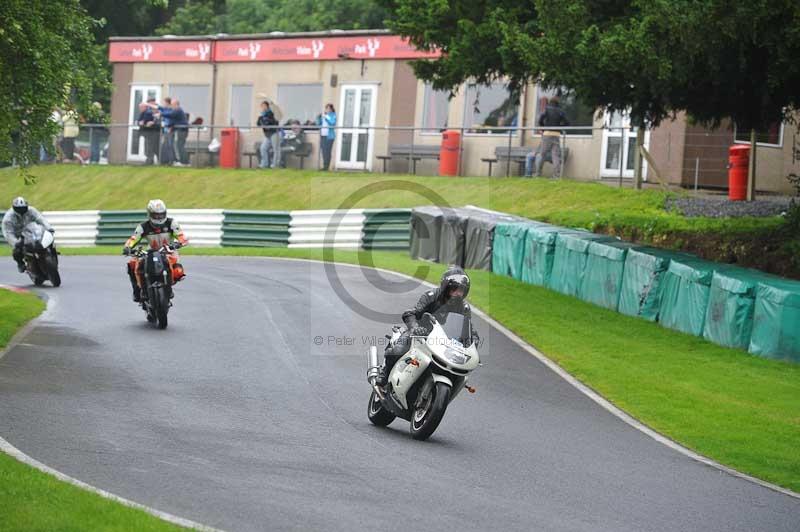 Motorcycle action photographs;Trackday digital images;cadwell;cadwell park photographs;event digital images;eventdigitalimages;motor racing louth lincolnshire;no limits trackdays;peter wileman photography;trackday;trackday photos