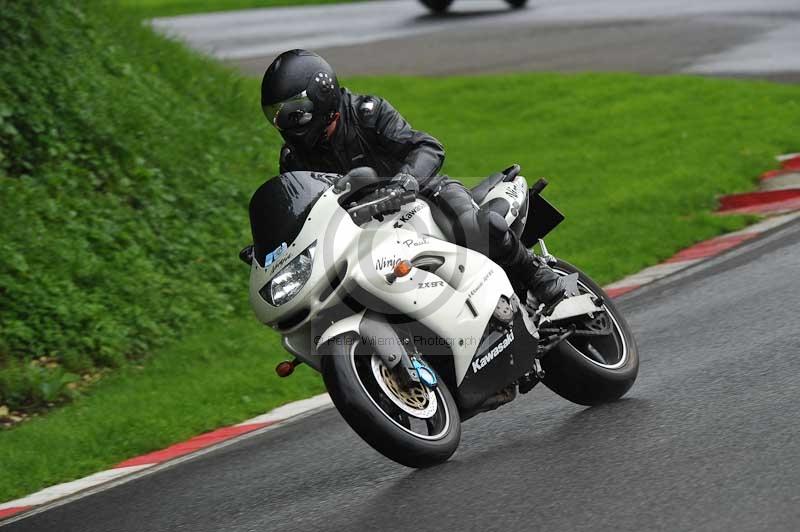 Motorcycle action photographs;Trackday digital images;cadwell;cadwell park photographs;event digital images;eventdigitalimages;motor racing louth lincolnshire;no limits trackdays;peter wileman photography;trackday;trackday photos