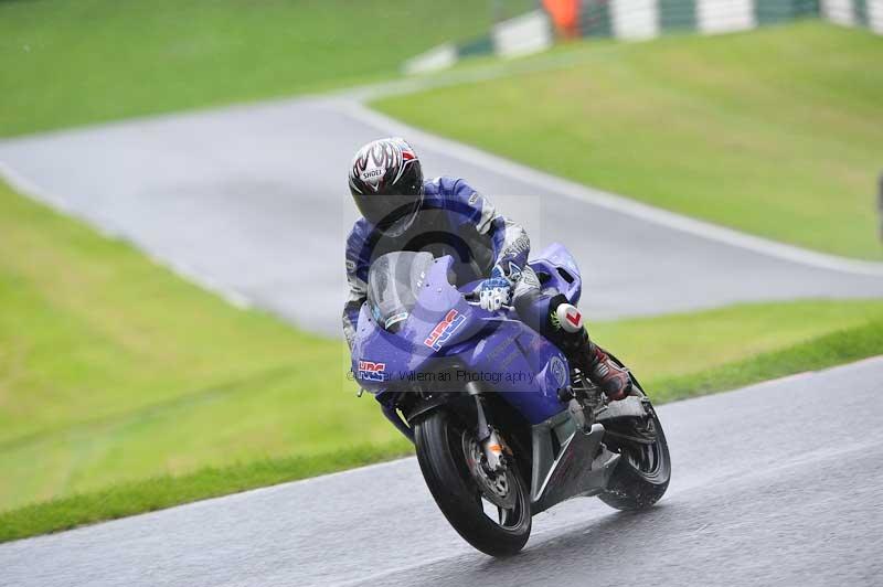 Motorcycle action photographs;Trackday digital images;cadwell;cadwell park photographs;event digital images;eventdigitalimages;motor racing louth lincolnshire;no limits trackdays;peter wileman photography;trackday;trackday photos