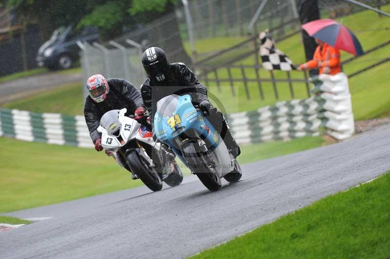 Motorcycle action photographs;Trackday digital images;cadwell;cadwell park photographs;event digital images;eventdigitalimages;motor racing louth lincolnshire;no limits trackdays;peter wileman photography;trackday;trackday photos