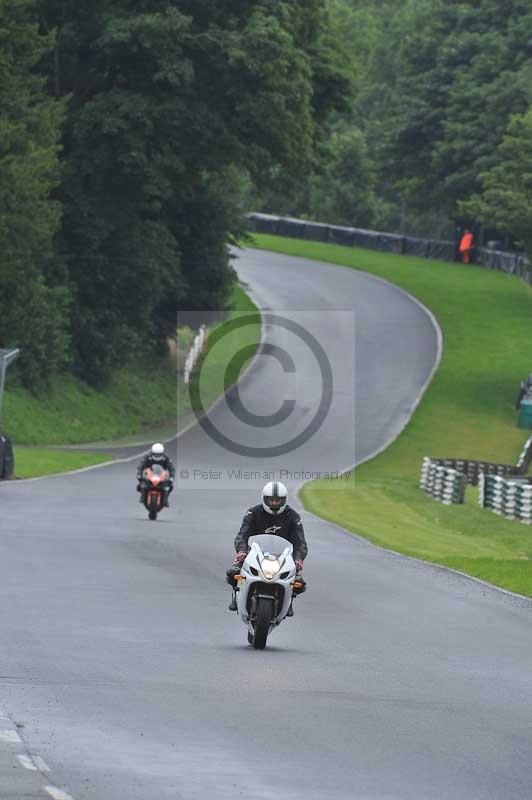 Motorcycle action photographs;Trackday digital images;cadwell;cadwell park photographs;event digital images;eventdigitalimages;motor racing louth lincolnshire;no limits trackdays;peter wileman photography;trackday;trackday photos