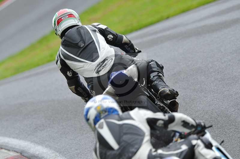 Motorcycle action photographs;Trackday digital images;cadwell;cadwell park photographs;event digital images;eventdigitalimages;motor racing louth lincolnshire;no limits trackdays;peter wileman photography;trackday;trackday photos