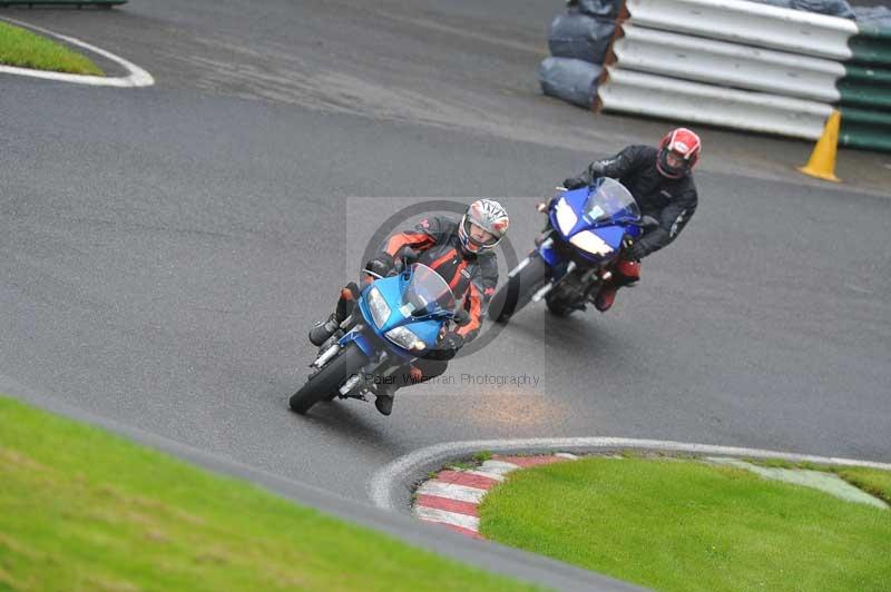 Motorcycle action photographs;Trackday digital images;cadwell;cadwell park photographs;event digital images;eventdigitalimages;motor racing louth lincolnshire;no limits trackdays;peter wileman photography;trackday;trackday photos