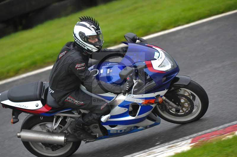 Motorcycle action photographs;Trackday digital images;cadwell;cadwell park photographs;event digital images;eventdigitalimages;motor racing louth lincolnshire;no limits trackdays;peter wileman photography;trackday;trackday photos