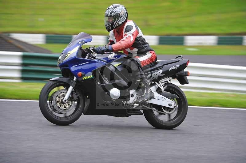 Motorcycle action photographs;Trackday digital images;cadwell;cadwell park photographs;event digital images;eventdigitalimages;motor racing louth lincolnshire;no limits trackdays;peter wileman photography;trackday;trackday photos