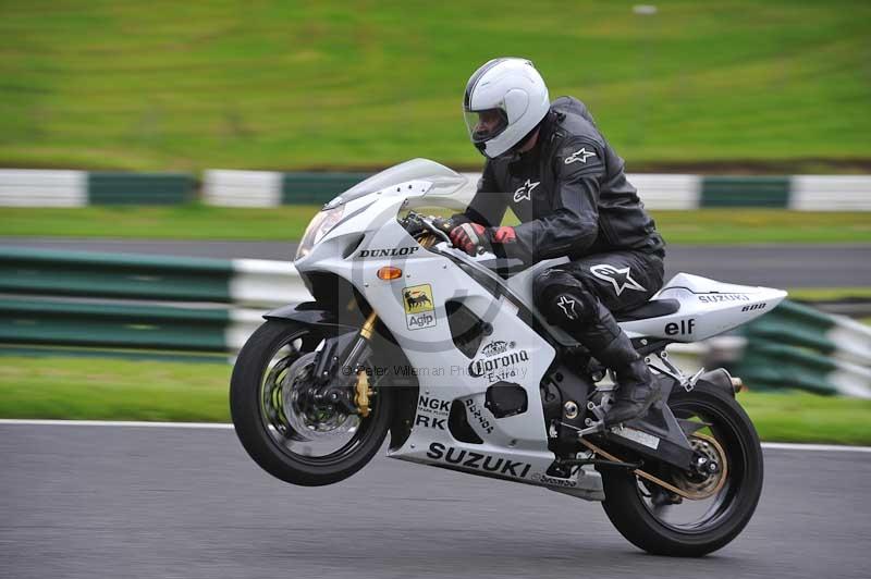 Motorcycle action photographs;Trackday digital images;cadwell;cadwell park photographs;event digital images;eventdigitalimages;motor racing louth lincolnshire;no limits trackdays;peter wileman photography;trackday;trackday photos