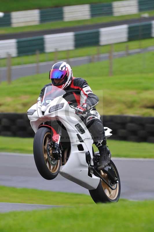 Motorcycle action photographs;Trackday digital images;cadwell;cadwell park photographs;event digital images;eventdigitalimages;motor racing louth lincolnshire;no limits trackdays;peter wileman photography;trackday;trackday photos
