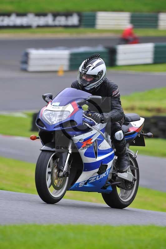 Motorcycle action photographs;Trackday digital images;cadwell;cadwell park photographs;event digital images;eventdigitalimages;motor racing louth lincolnshire;no limits trackdays;peter wileman photography;trackday;trackday photos