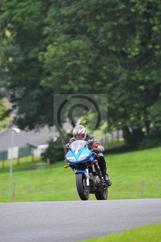 Motorcycle action photographs;Trackday digital images;cadwell;cadwell park photographs;event digital images;eventdigitalimages;motor racing louth lincolnshire;no limits trackdays;peter wileman photography;trackday;trackday photos