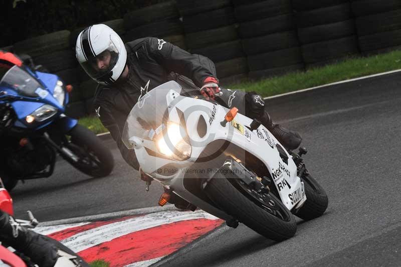 Motorcycle action photographs;Trackday digital images;cadwell;cadwell park photographs;event digital images;eventdigitalimages;motor racing louth lincolnshire;no limits trackdays;peter wileman photography;trackday;trackday photos