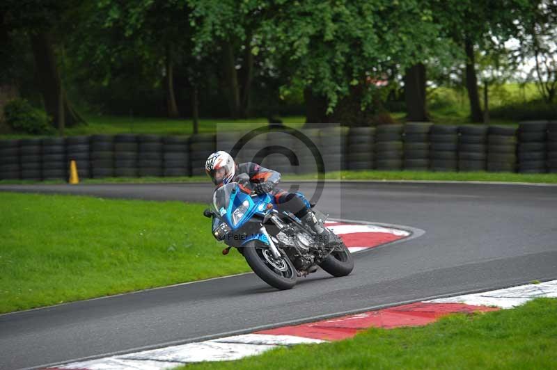 Motorcycle action photographs;Trackday digital images;cadwell;cadwell park photographs;event digital images;eventdigitalimages;motor racing louth lincolnshire;no limits trackdays;peter wileman photography;trackday;trackday photos