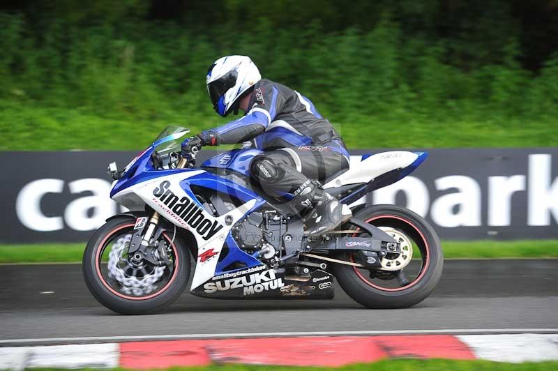 Motorcycle action photographs;Trackday digital images;cadwell;cadwell park photographs;event digital images;eventdigitalimages;motor racing louth lincolnshire;no limits trackdays;peter wileman photography;trackday;trackday photos