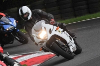 Motorcycle-action-photographs;Trackday-digital-images;cadwell;cadwell-park-photographs;event-digital-images;eventdigitalimages;motor-racing-louth-lincolnshire;no-limits-trackdays;peter-wileman-photography;trackday;trackday-photos