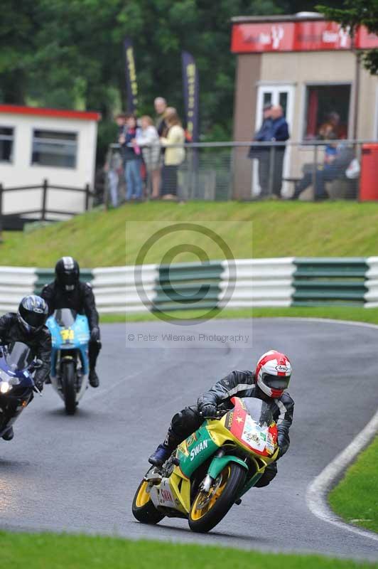 Motorcycle action photographs;Trackday digital images;cadwell;cadwell park photographs;event digital images;eventdigitalimages;motor racing louth lincolnshire;no limits trackdays;peter wileman photography;trackday;trackday photos