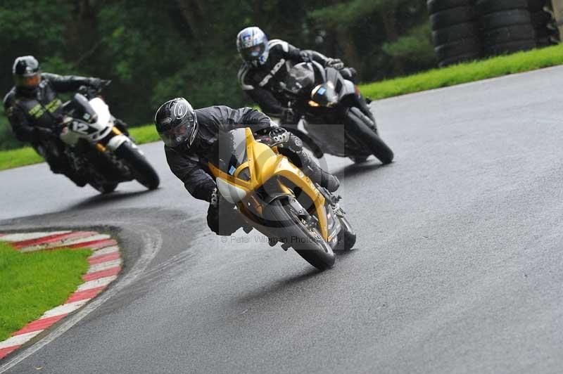 Motorcycle action photographs;Trackday digital images;cadwell;cadwell park photographs;event digital images;eventdigitalimages;motor racing louth lincolnshire;no limits trackdays;peter wileman photography;trackday;trackday photos
