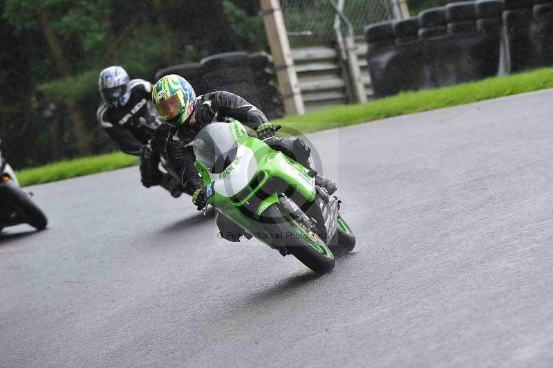 Motorcycle action photographs;Trackday digital images;cadwell;cadwell park photographs;event digital images;eventdigitalimages;motor racing louth lincolnshire;no limits trackdays;peter wileman photography;trackday;trackday photos