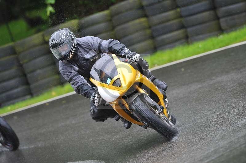 Motorcycle action photographs;Trackday digital images;cadwell;cadwell park photographs;event digital images;eventdigitalimages;motor racing louth lincolnshire;no limits trackdays;peter wileman photography;trackday;trackday photos