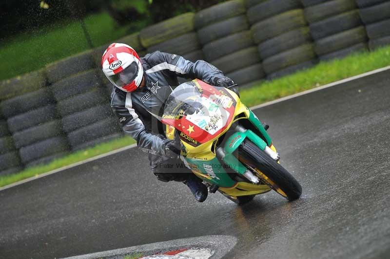 Motorcycle action photographs;Trackday digital images;cadwell;cadwell park photographs;event digital images;eventdigitalimages;motor racing louth lincolnshire;no limits trackdays;peter wileman photography;trackday;trackday photos