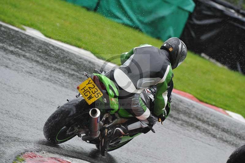 Motorcycle action photographs;Trackday digital images;cadwell;cadwell park photographs;event digital images;eventdigitalimages;motor racing louth lincolnshire;no limits trackdays;peter wileman photography;trackday;trackday photos